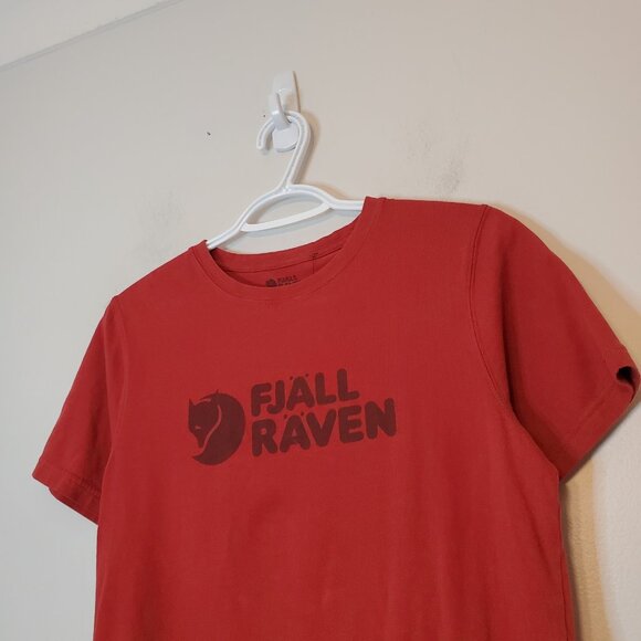 Fjallraven Logo Spell Out Graphic Shirt Red Size S - Picture 3 of 5